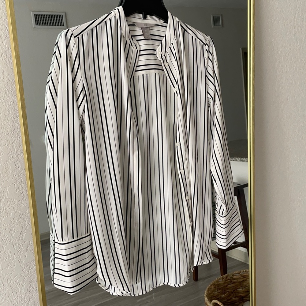 H&M blouse - Picture 4 of 5